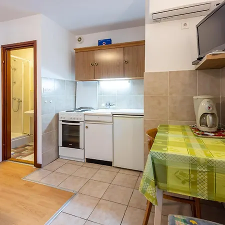 Zidan 3* Crikvenica